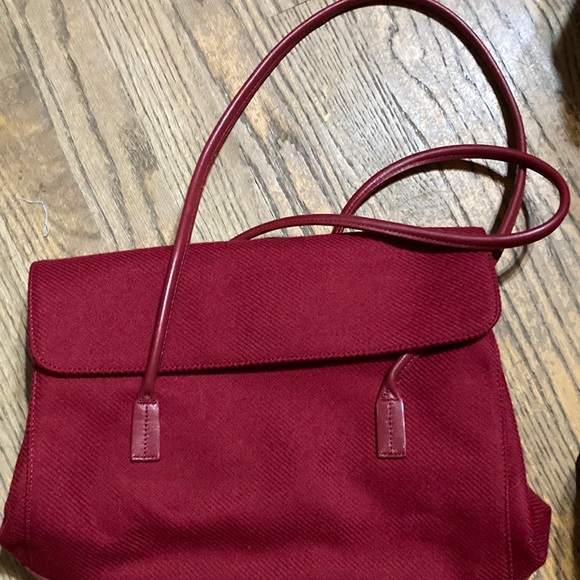 Ann Taylor purse. Red, excellent condition. - Picture 1 of 4